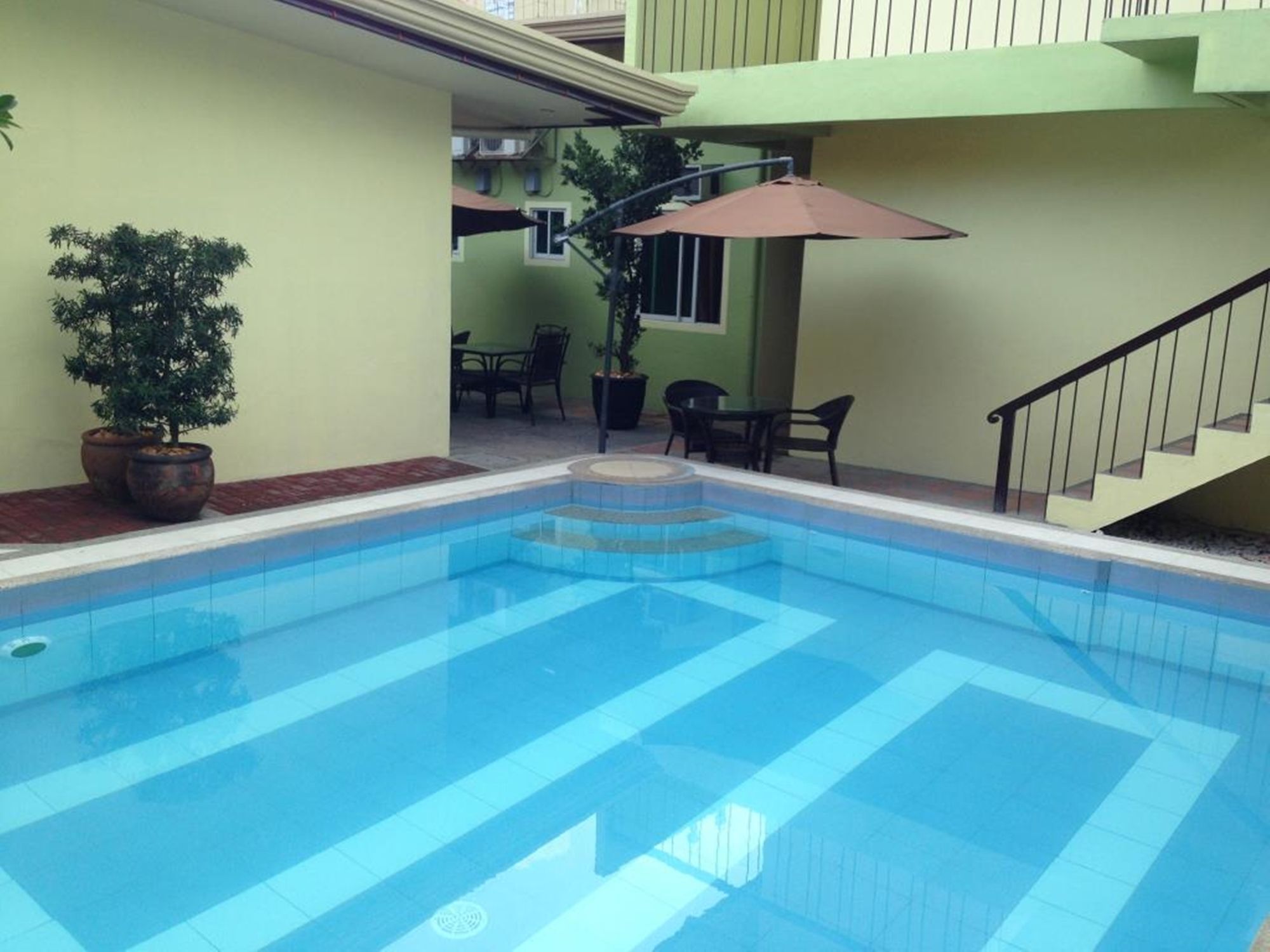 Sun Moon Poolside Hotel Анхелес Экстерьер фото